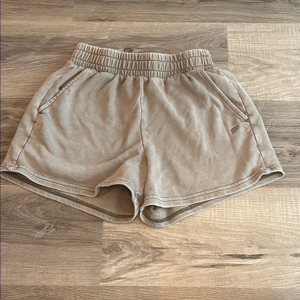 Fabletics Casual Tan Women's Shorts